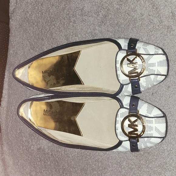 Michael Kors Shoes - Michael Kors Signature Fulton Moc Ballet Flats Size 9